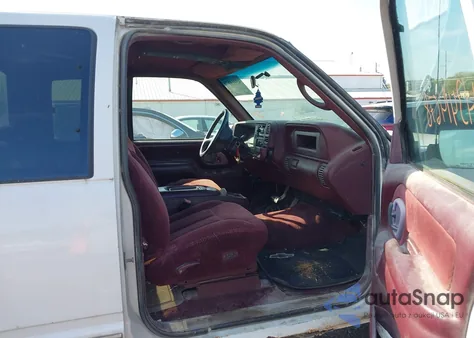 1997 Chevrolet Gmt-400 K2500 from USA, damaged, VIN 1GCGK29RIVE171159